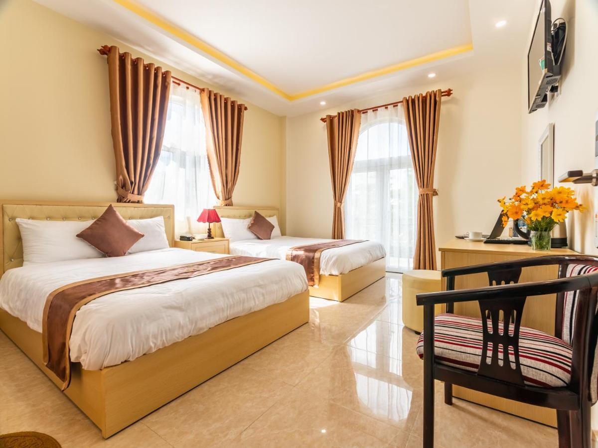Aurora Hotel Dalat Exteriör bild